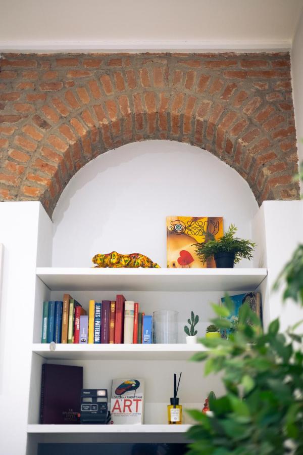The Red Bricks Home - San Babila Area Milan Luaran gambar