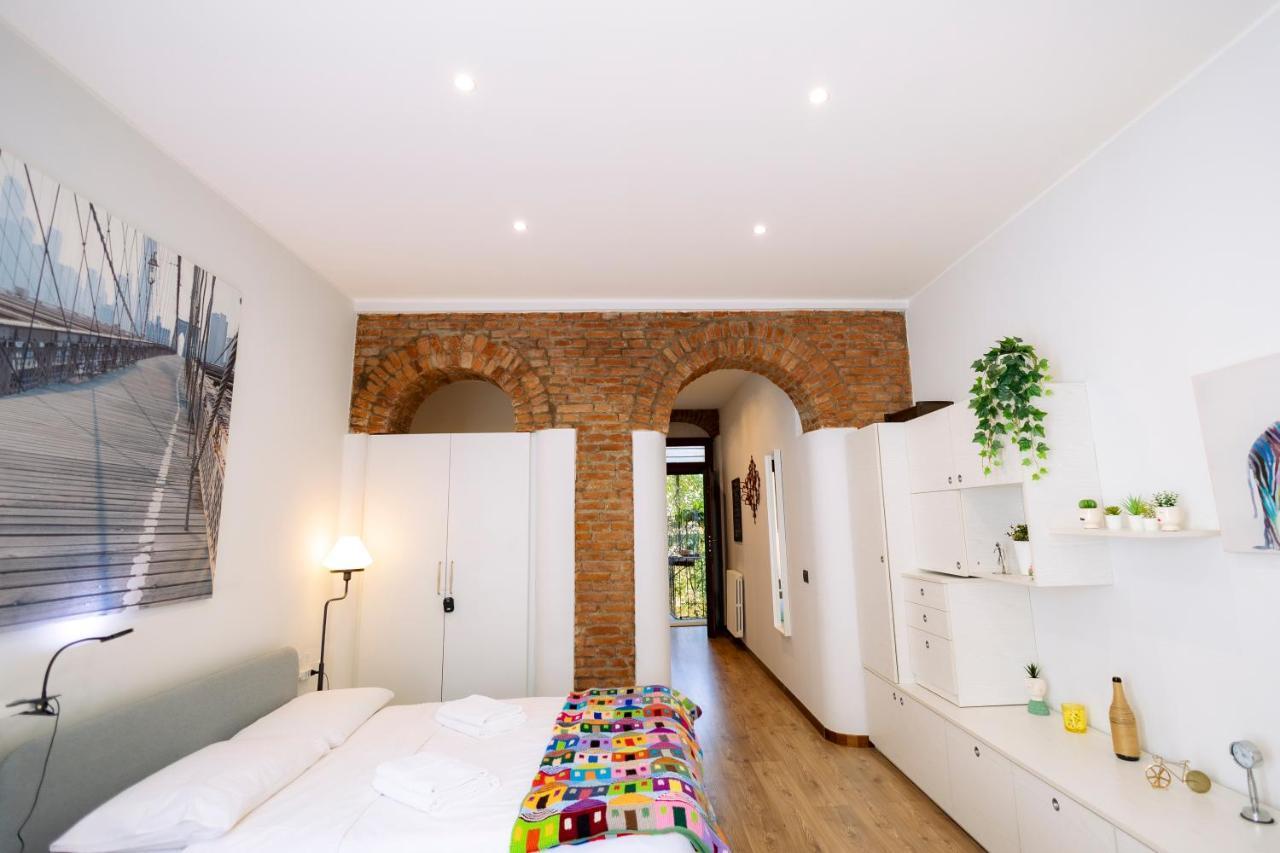 The Red Bricks Home - San Babila Area Milan Luaran gambar