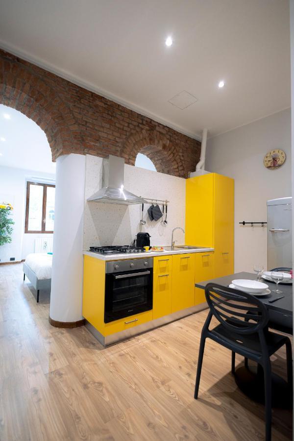 The Red Bricks Home - San Babila Area Milan Luaran gambar
