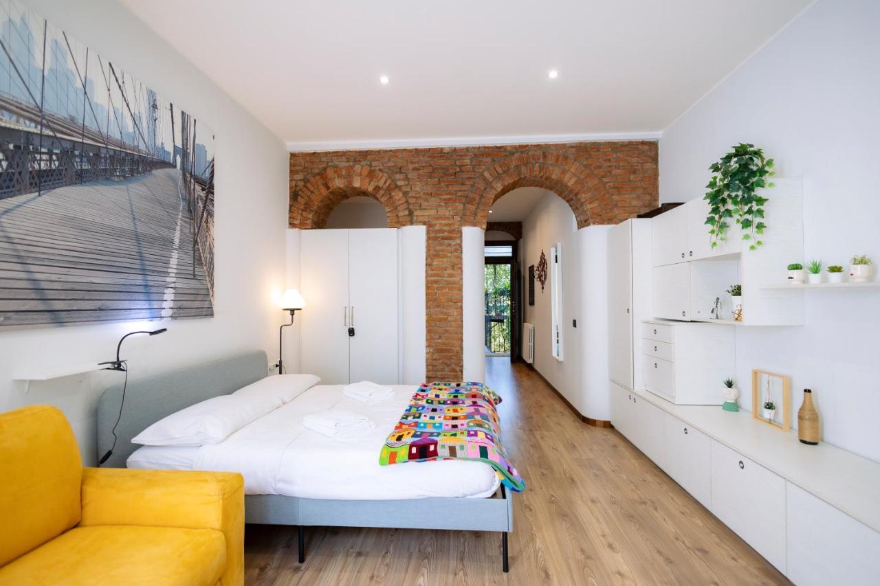 The Red Bricks Home - San Babila Area Milan Luaran gambar